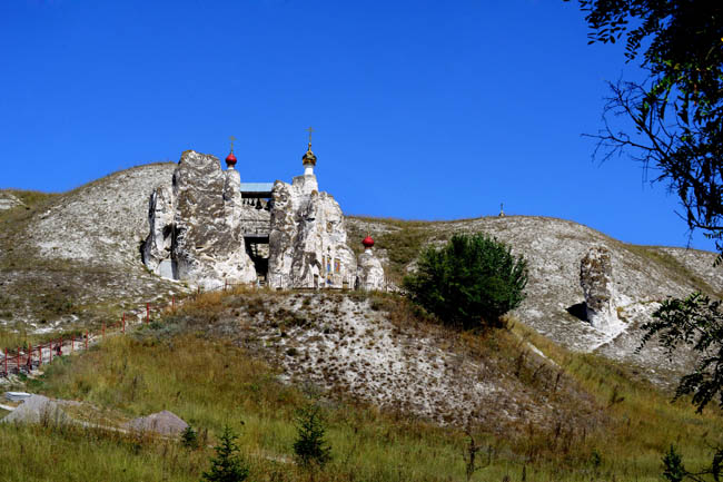 Пещерные храмы России